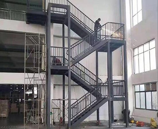 鋼結構樓梯